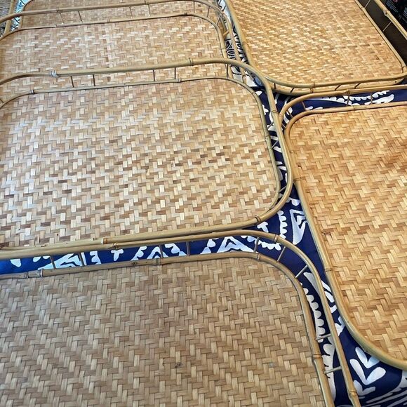 6 Rattan Trays Better Homes and Gardens Reversible Table Cloth - Picture 10 of 16